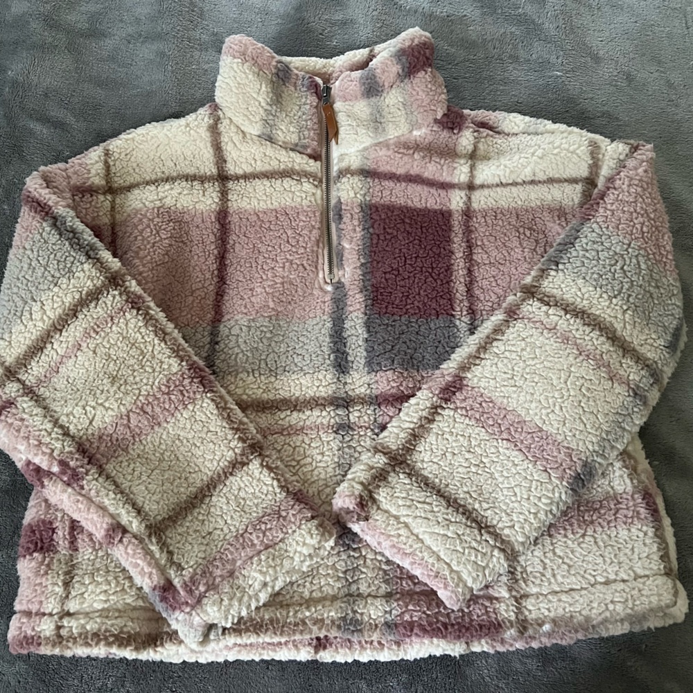 NWT Thread+Supply, Plaid cropped Sherpa 1/4 zip jacket. Never worn, super soft